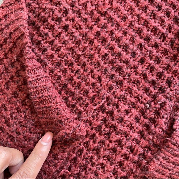 H&M Sweater - Picture 4 of 5